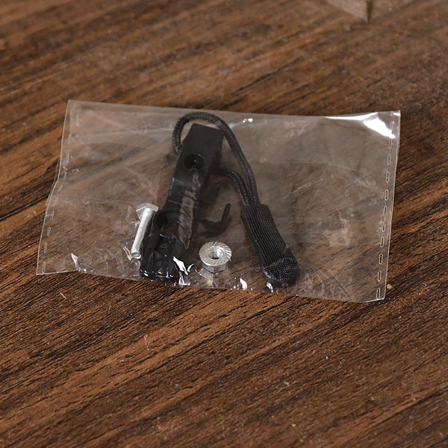 Portable Universal Detachable Zipper Slider (1 Pc / Medium) Portable Universal Detachable Zipper Slider (1 Pc / Medium)